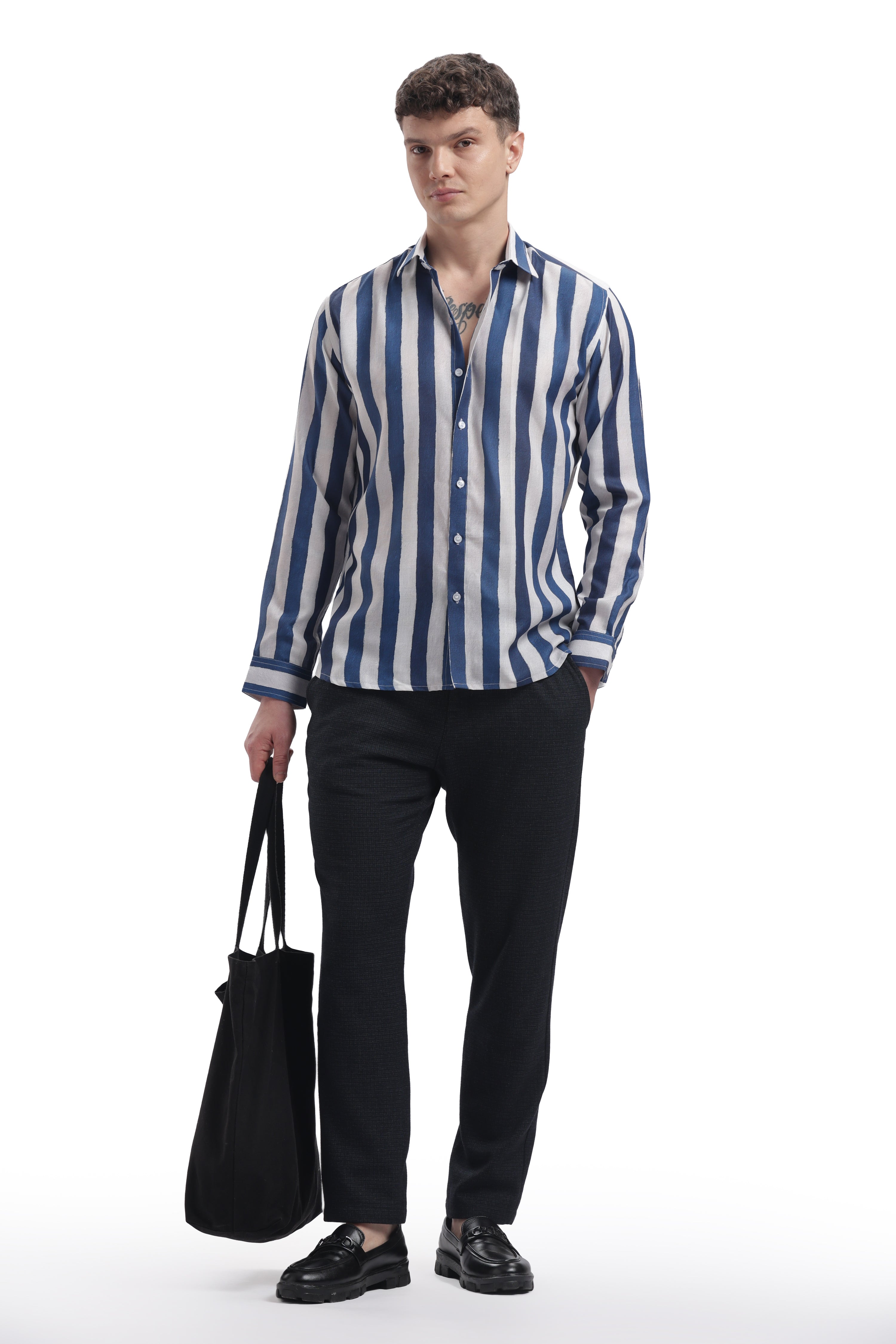 Dull Stripe I'mhere essential shirt