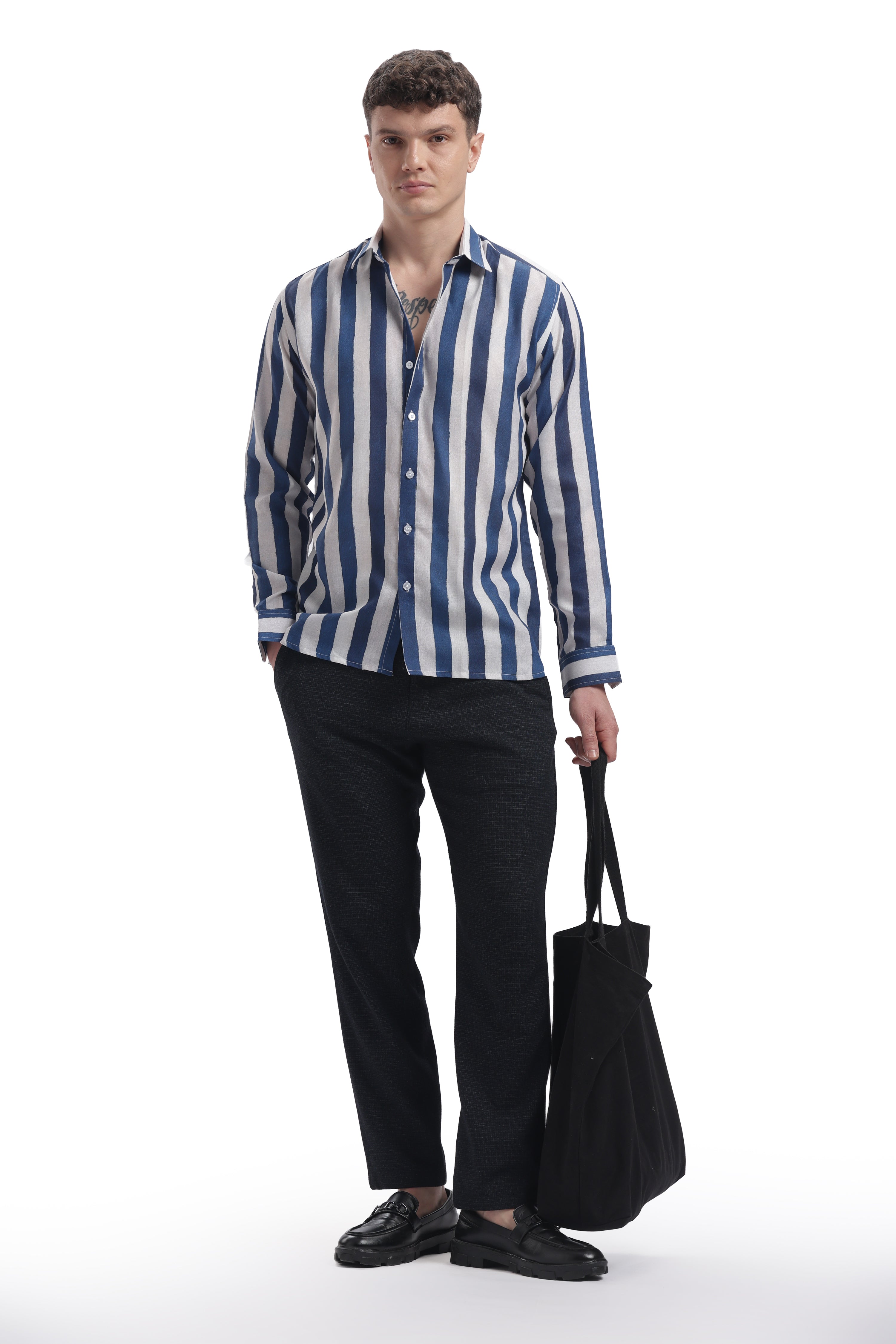Dull Stripe I'mhere essential shirt