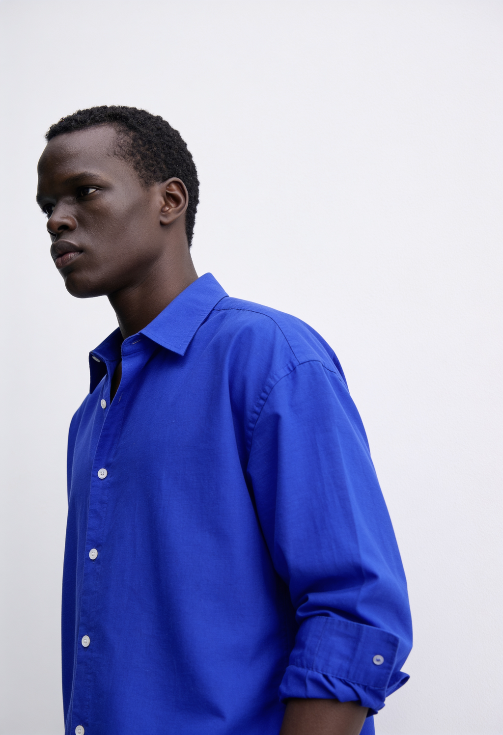 Main Character | Cropped Relaxed-Fit Drop-Shoulder Shirt | Blueberry