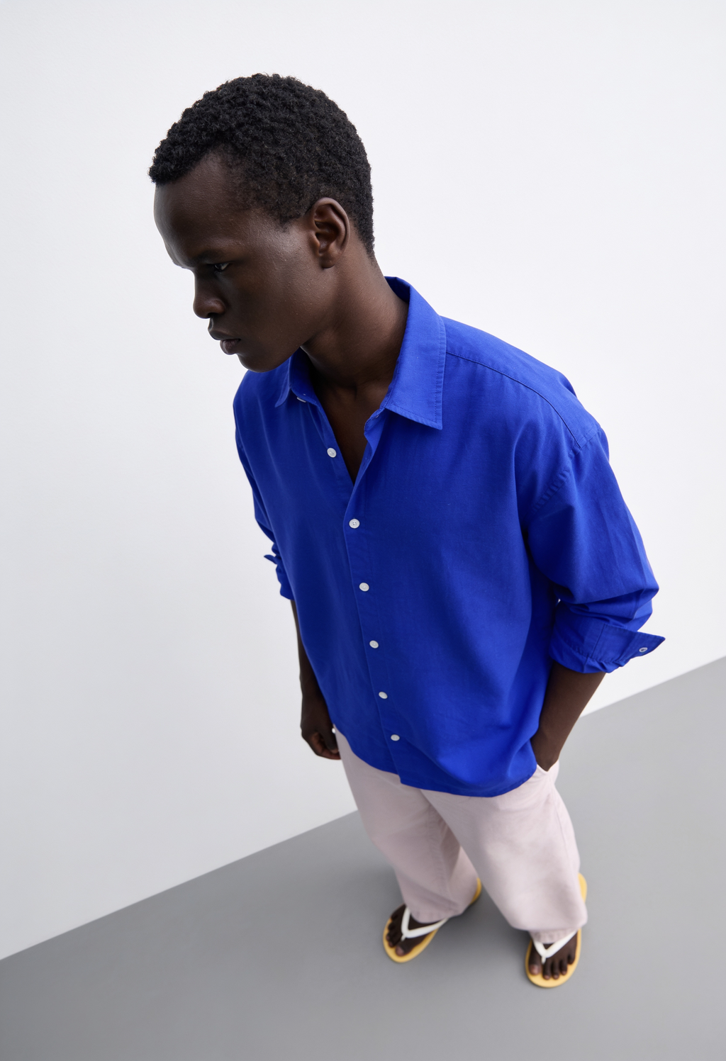 Main Character | Cropped Relaxed-Fit Drop-Shoulder Shirt | Blueberry