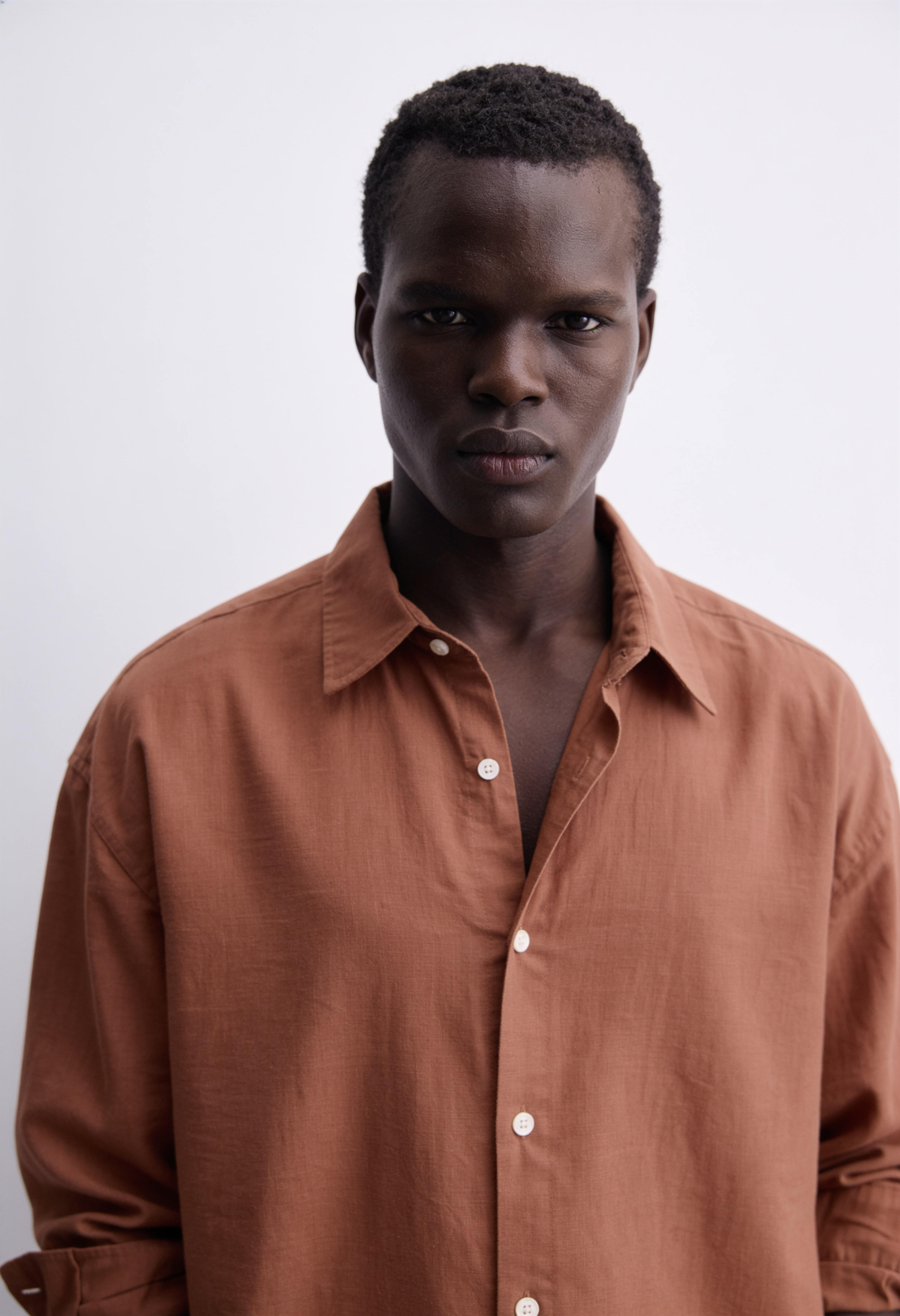 Main Character | Cropped Relaxed-Fit Drop-Shoulder Shirt | Espresso